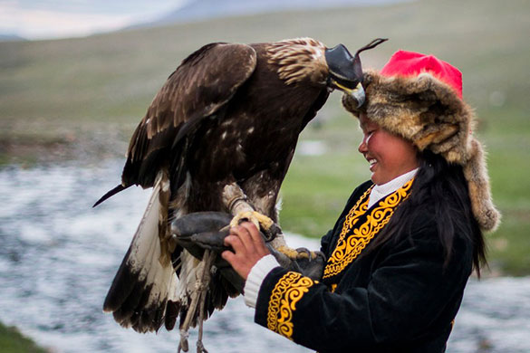 eagle-festival-eagle-hunter-girl-mongolia.jpg